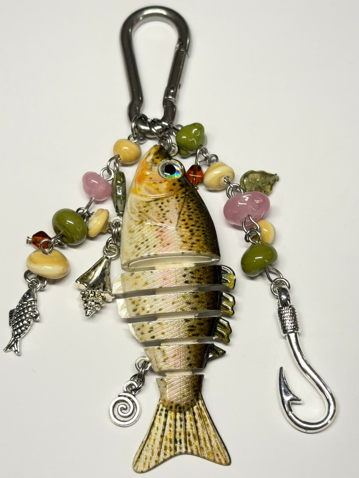 carla (pink fishy) - carabiner