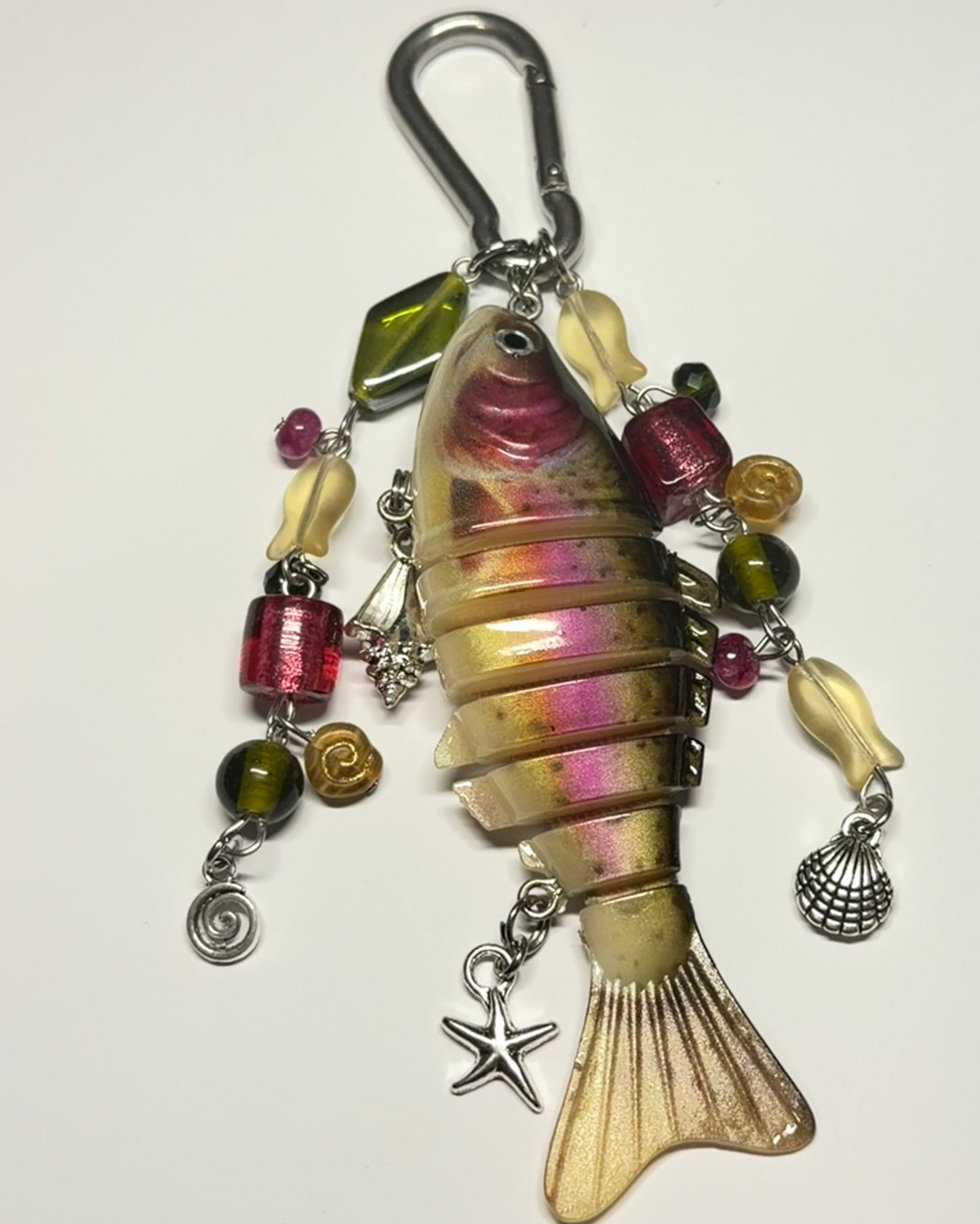 green and pink fishy - carabiner