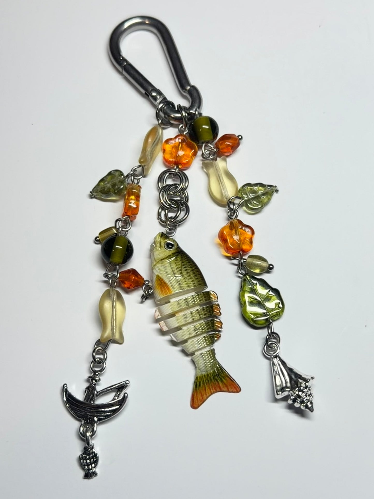 green fishy - carabiner