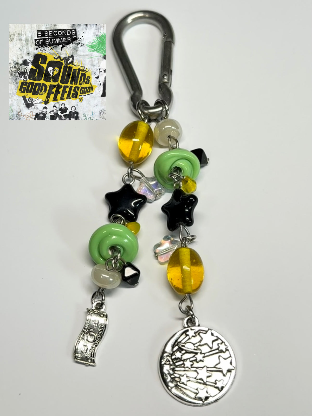 sounds good feels good - carabiner