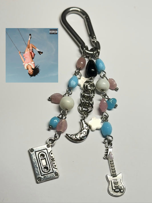 you seem pretty sad for a girl so in love - carabiner