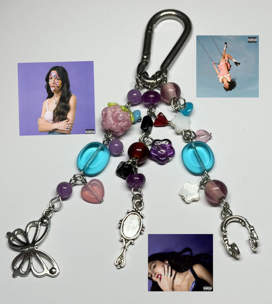 olivia rodrigo - carabiner