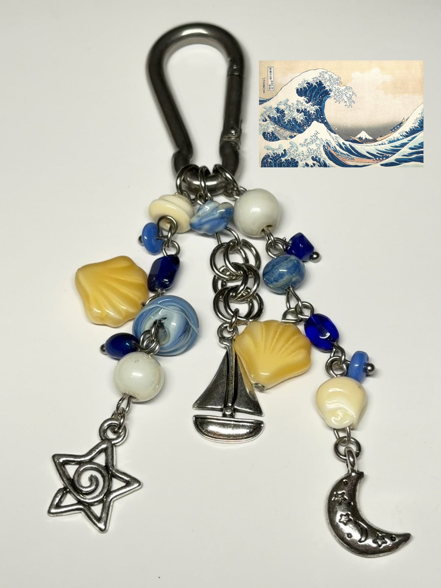 the great wave - carabiner