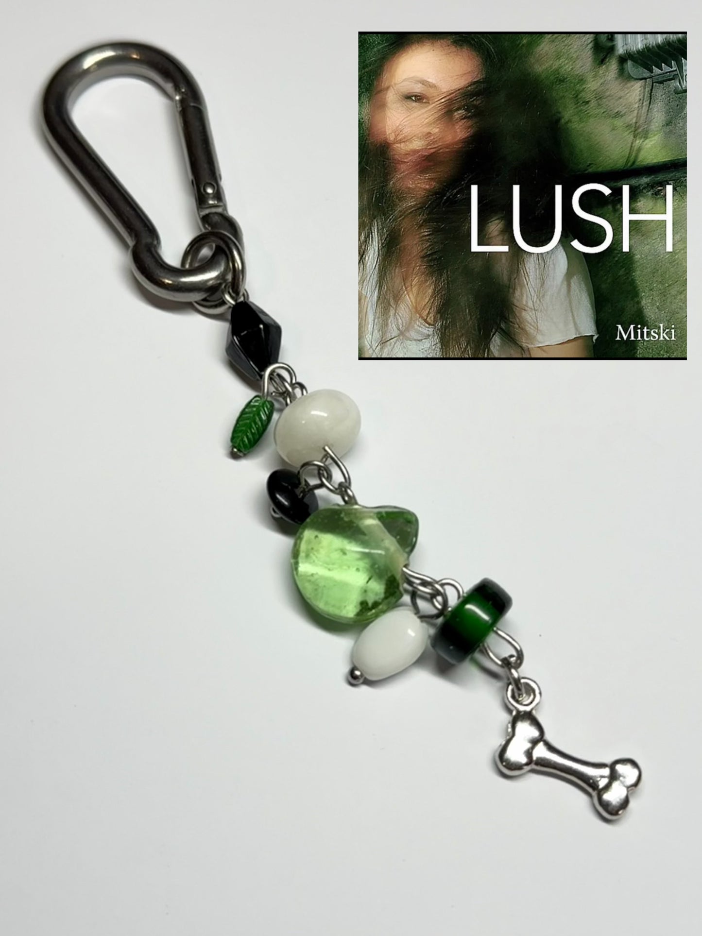 lush - carabiner